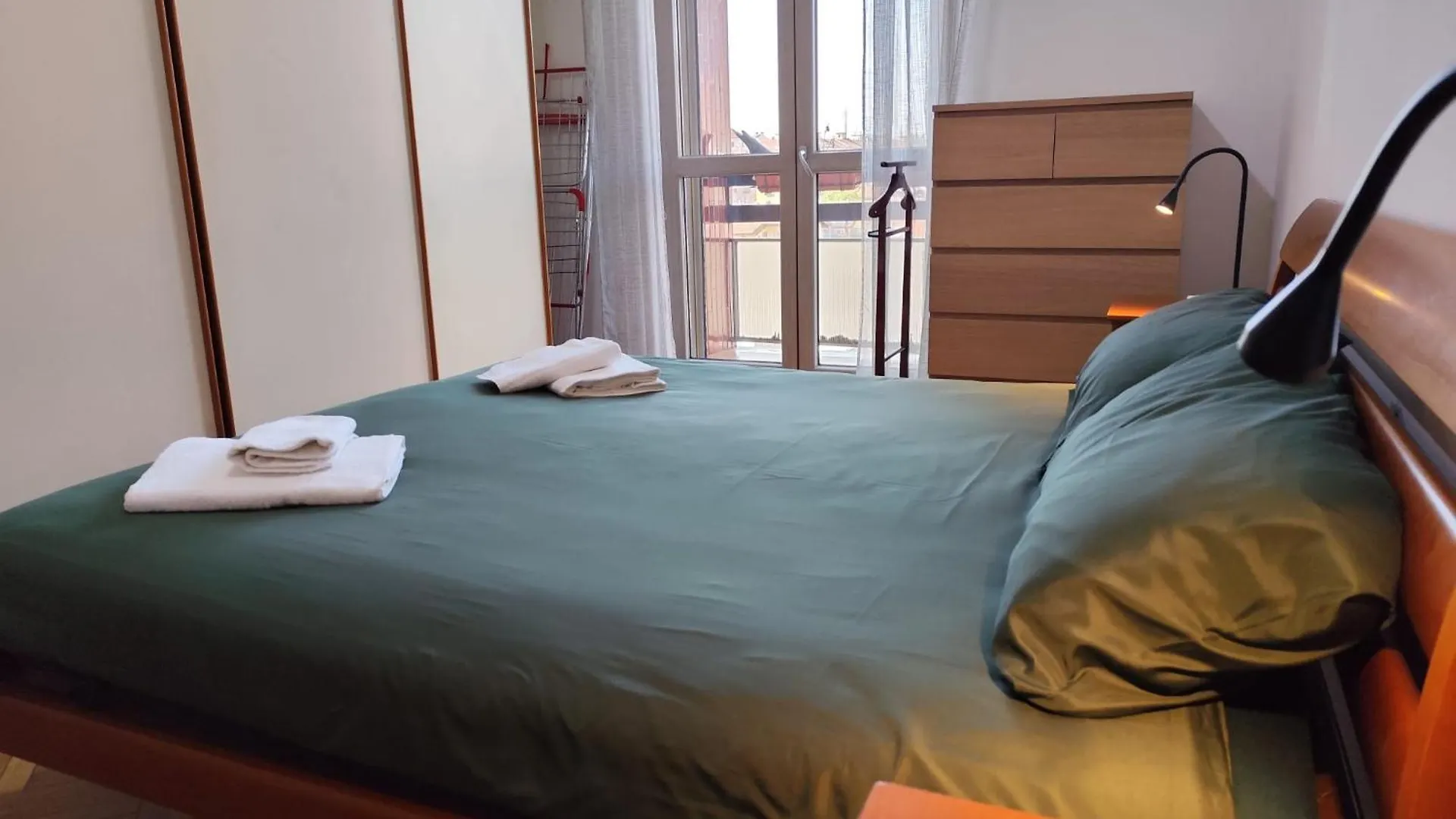 Apartment Urban Retreat, Eleganza E Comfort A Milano